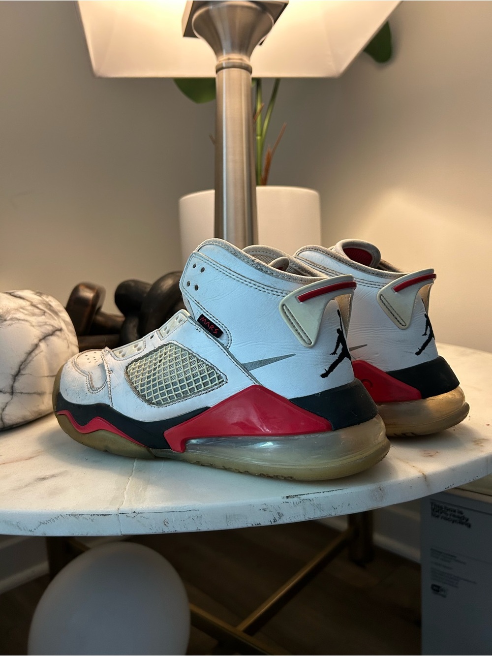 2019
Air Jordan Mars 270 'Fire Red' SZ .6.5Y - Picture 3 of 11